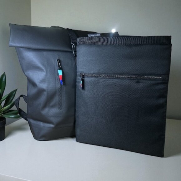 GOT BAG - ROLLTOP 26L Black Backpack - Picture 3 of 8